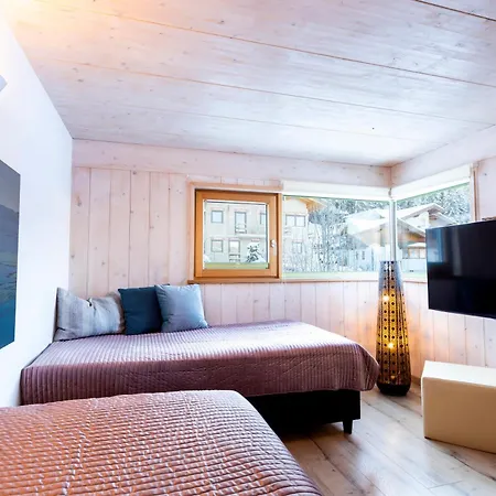 Designferienhaus Altenmarkt Zauchensee אלטנמרקט אים פונגאו